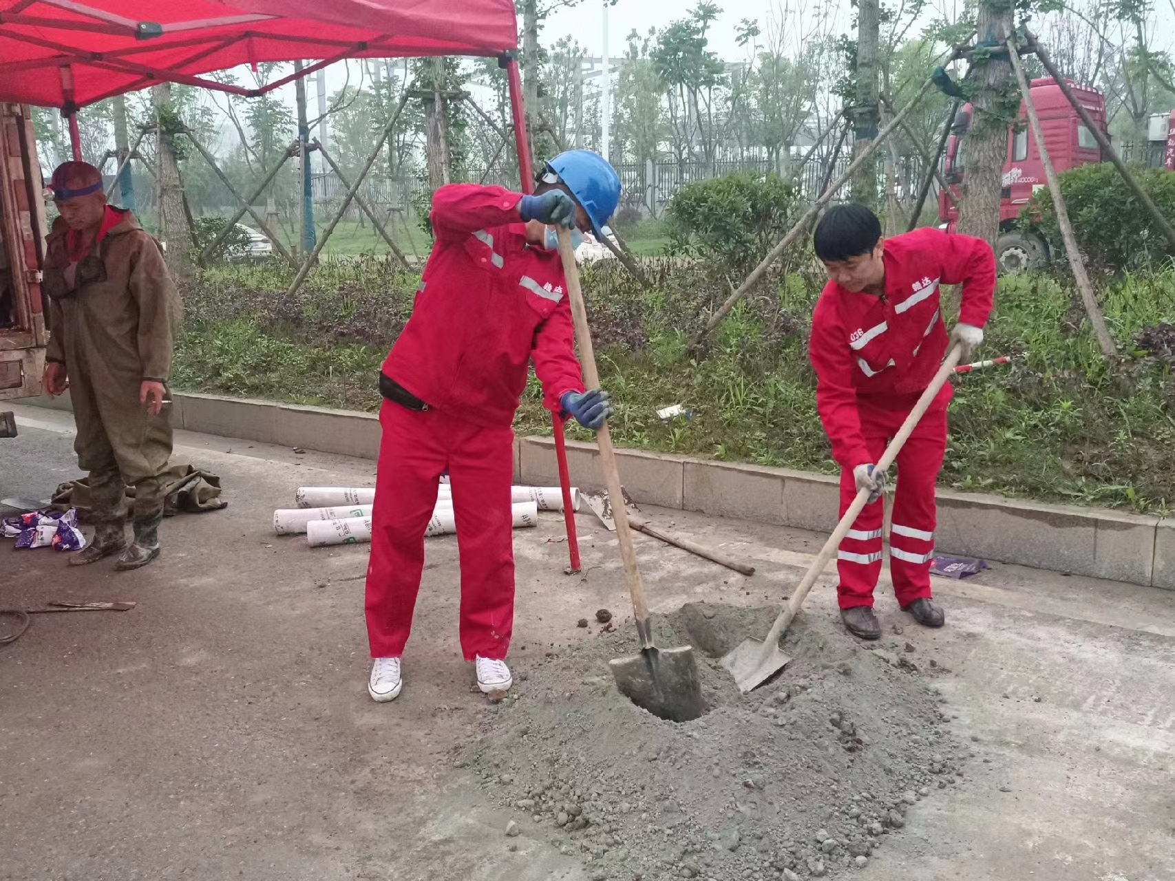 铅山管道疏通哪家好】及时进行市政管道清淤